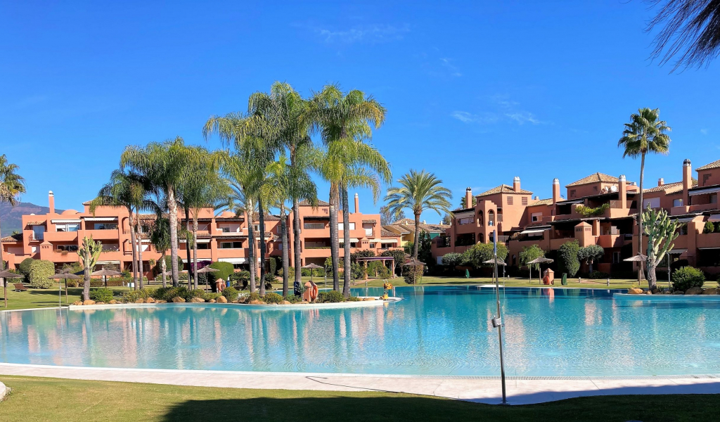 Lex Homes - Piso Alhambra Golf